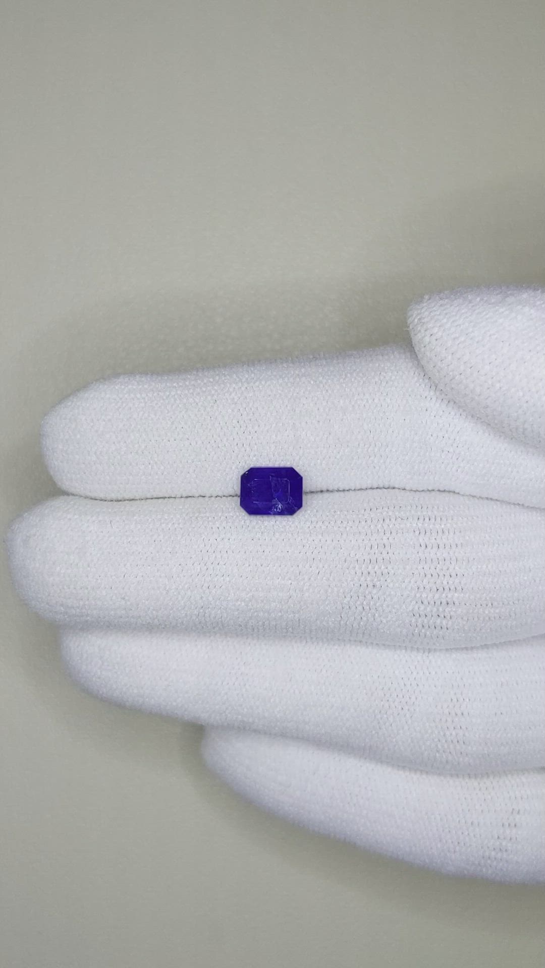 1.19 Ct. Purplish Blue Sapphire from Ceylon (Sri Lanka) Size Video
