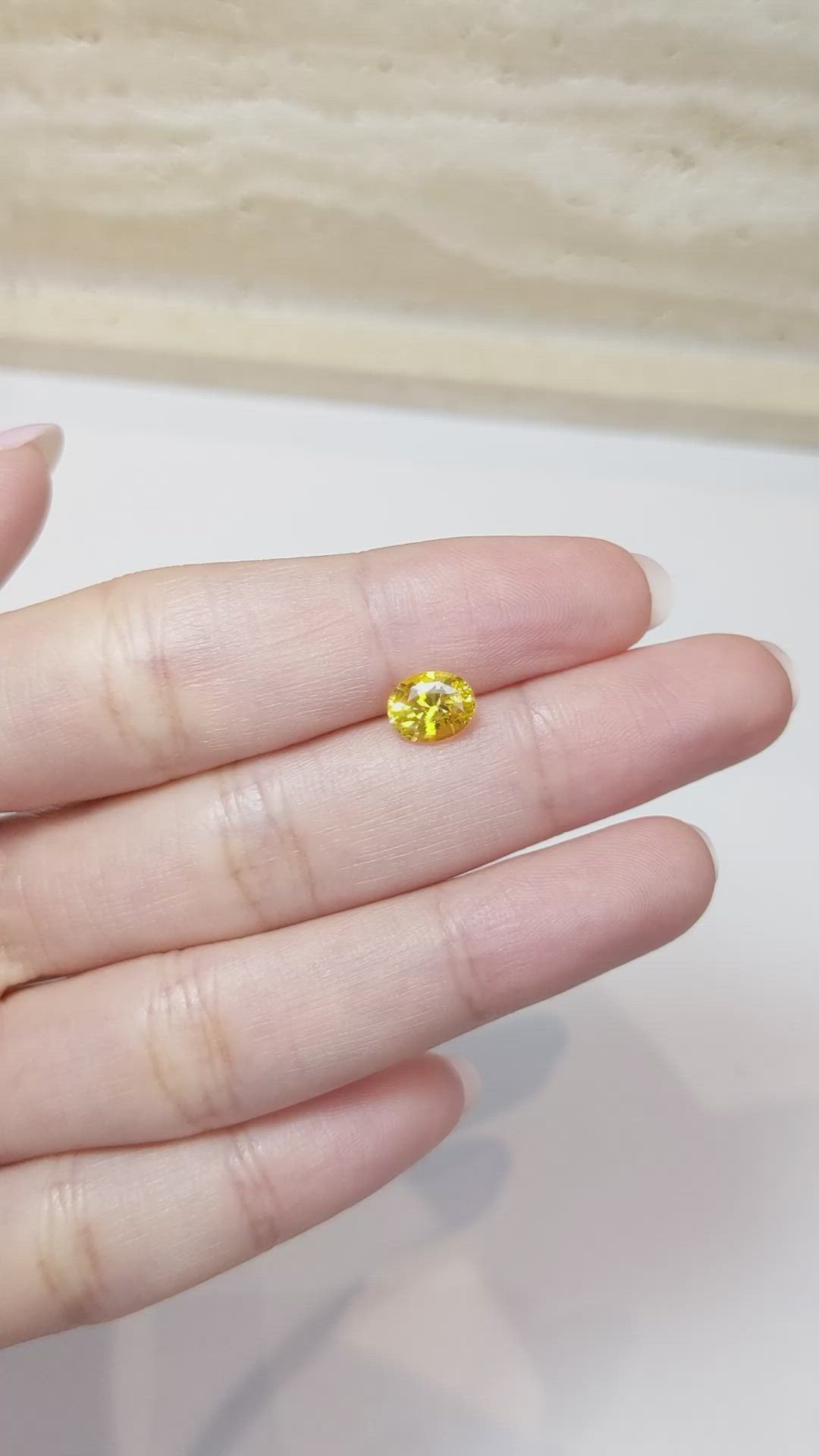 1.52 Ct. Sapphire from Ceylon (Sri Lanka) Size Video