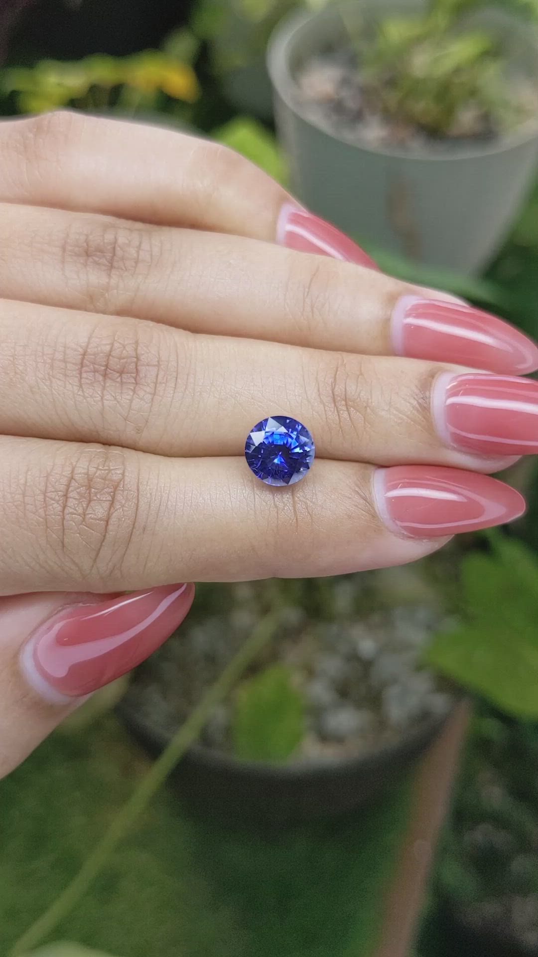 2.76 Ct. Blue Sapphire from Ceylon (Sri Lanka) Size Video