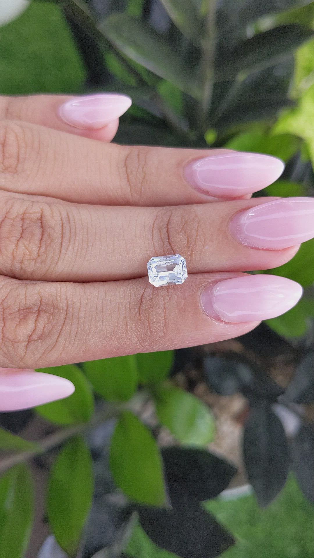 1.75 Ct. White Sapphire from Ceylon (Sri Lanka) Size Video