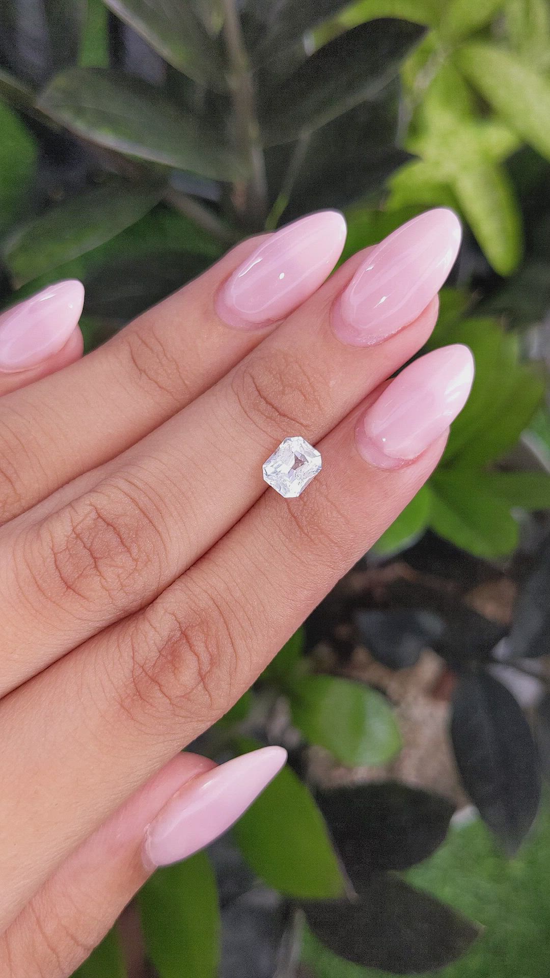 1.47 Ct. White Sapphire from Ceylon (Sri Lanka) Size Video