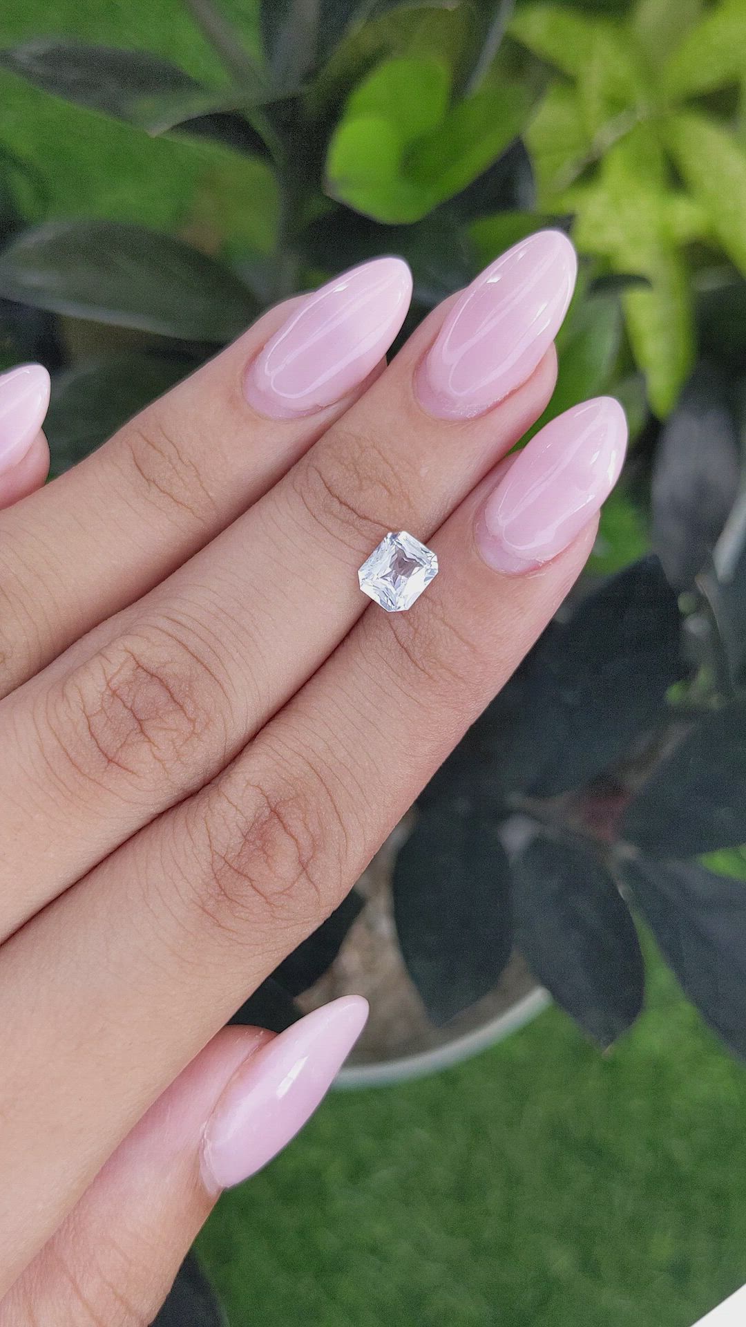 1.35 Ct. White Sapphire from Ceylon (Sri Lanka) Size Video