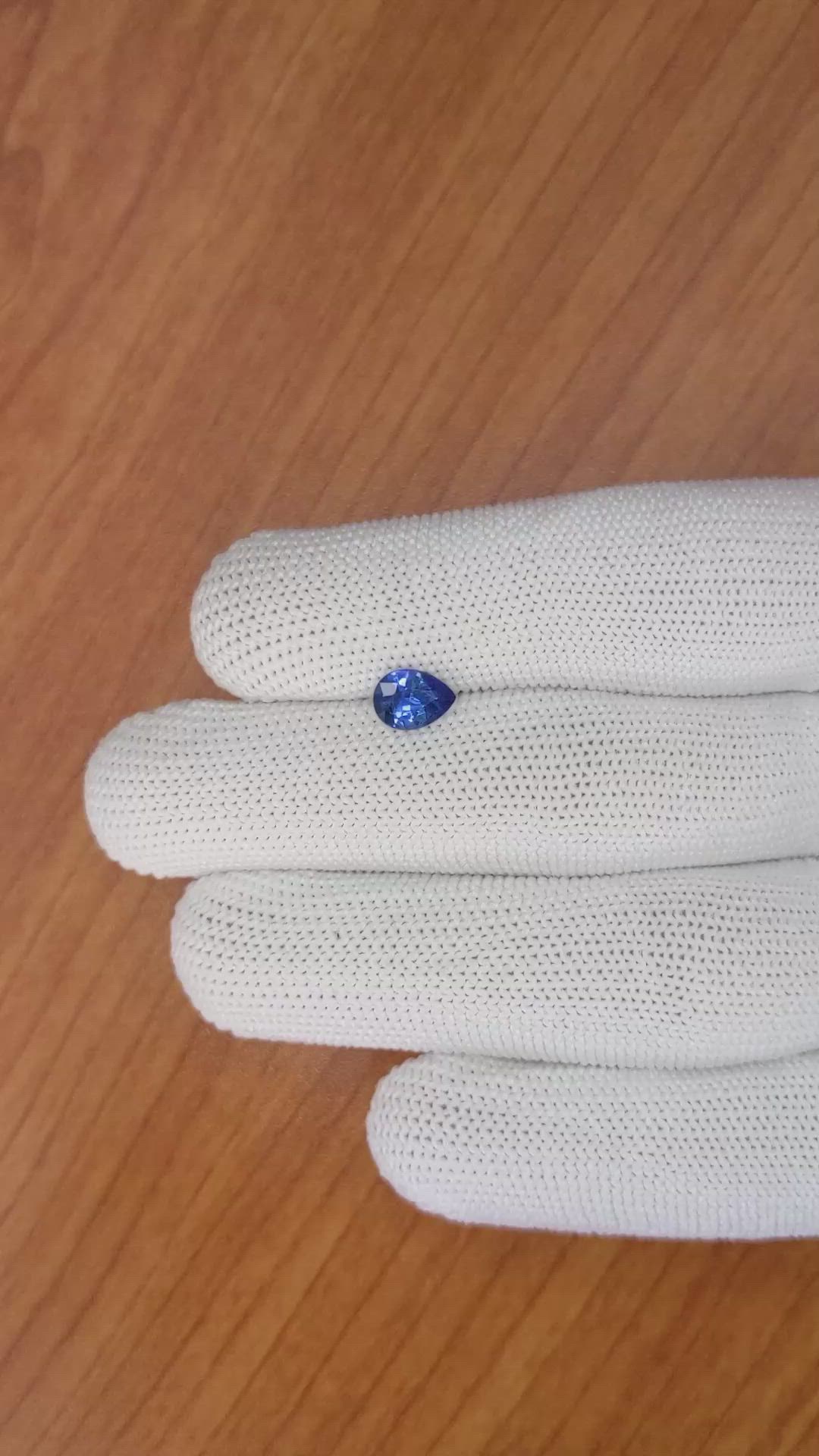 1.06 Ct. Blue Sapphire from Ceylon (Sri Lanka) Size Video