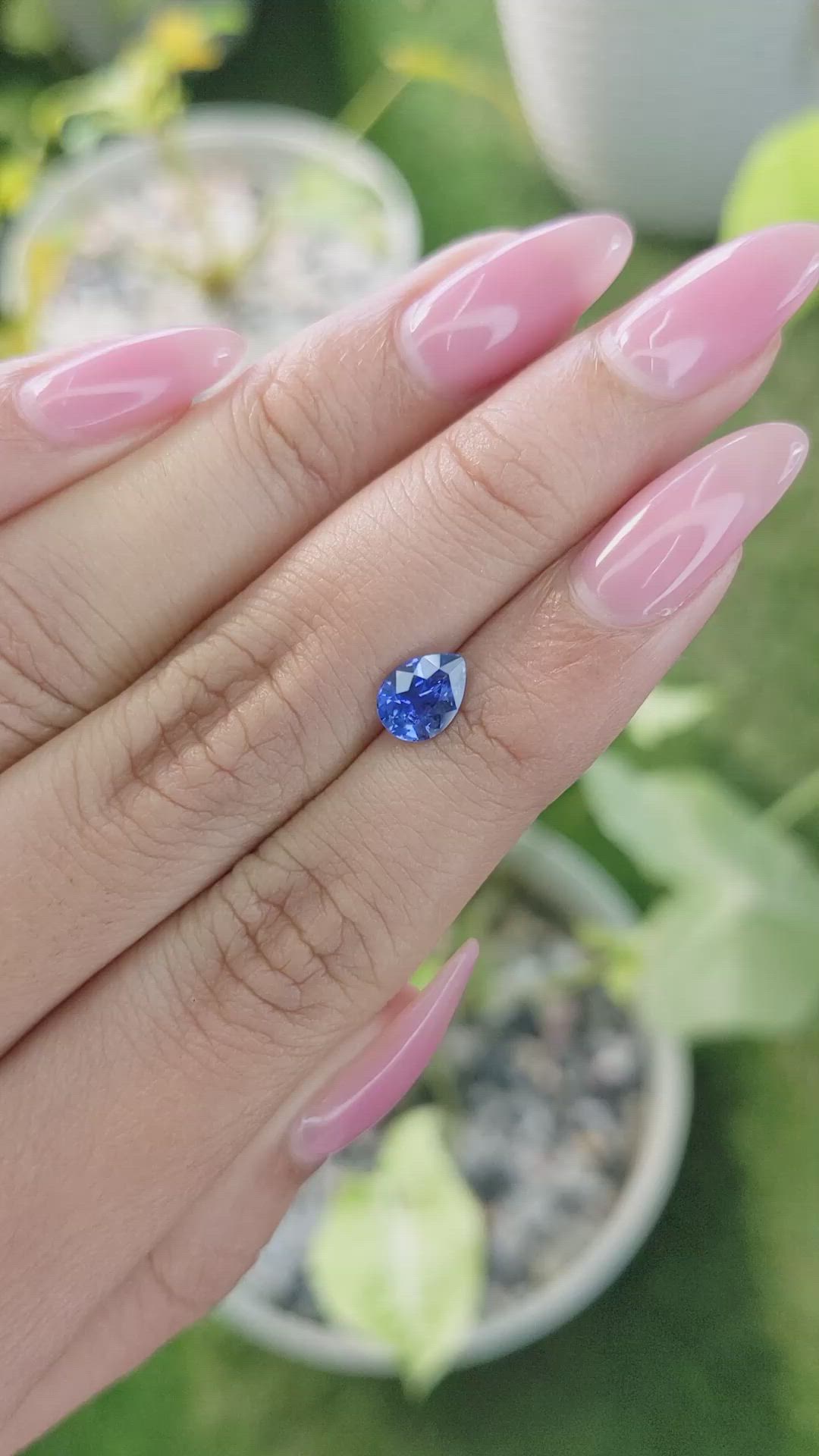 1.06 Ct. Blue Sapphire from Ceylon (Sri Lanka) Size Video