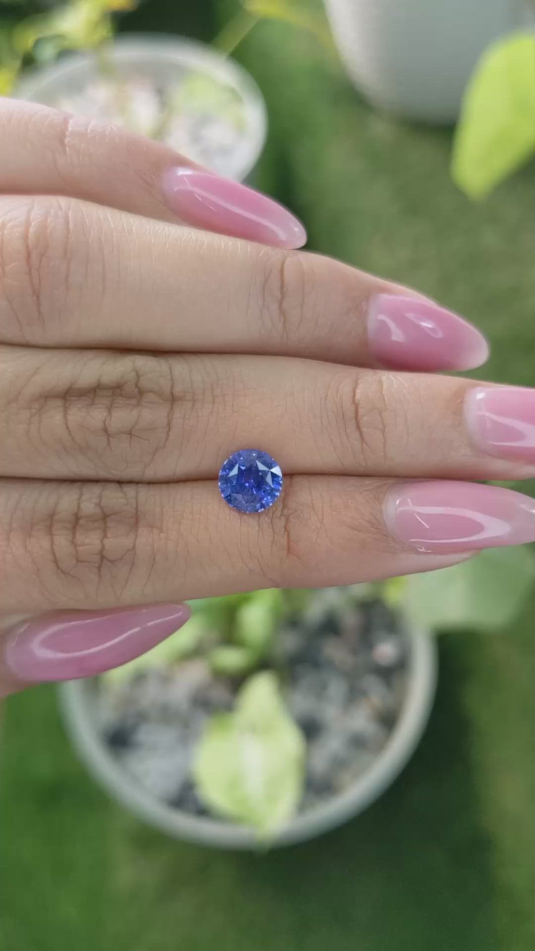 1.73 Ct. Blue Sapphire from Ceylon (Sri Lanka) Size Video