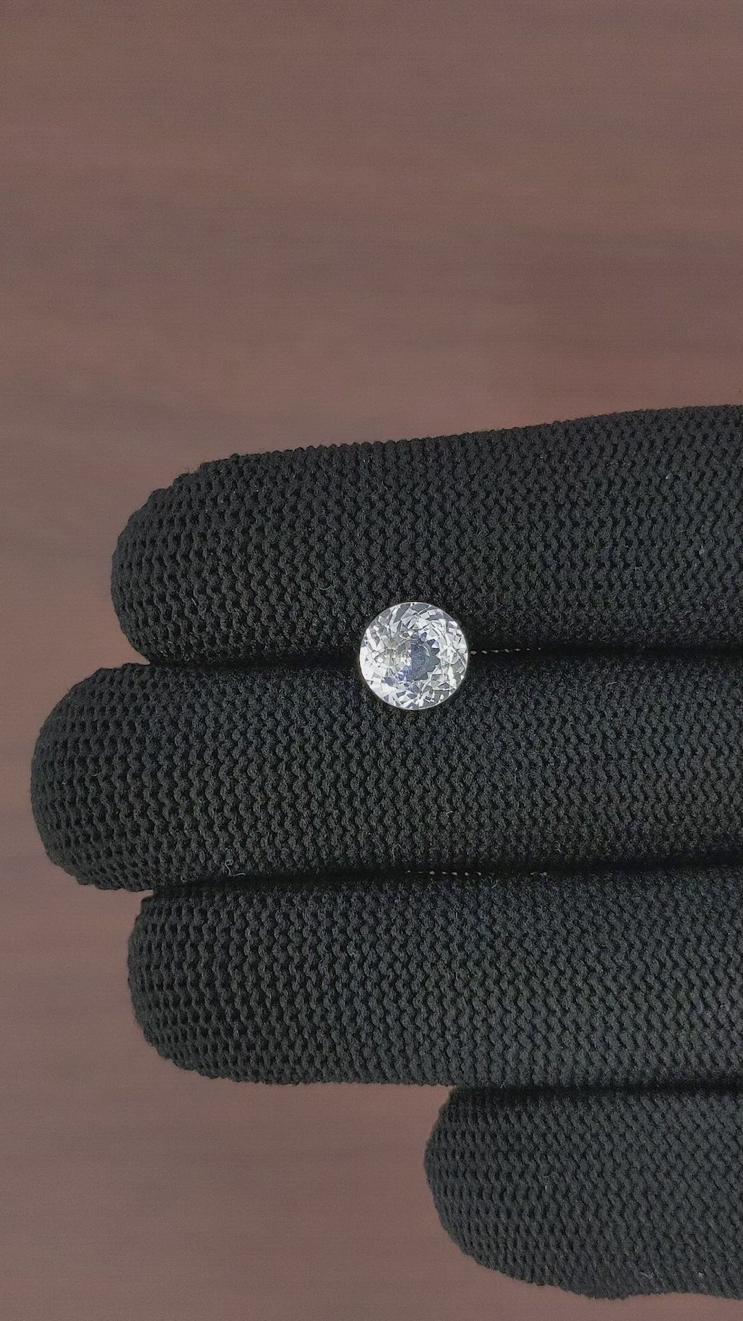 2.32 Ct. White Sapphire from Ceylon (Sri Lanka) Size Video