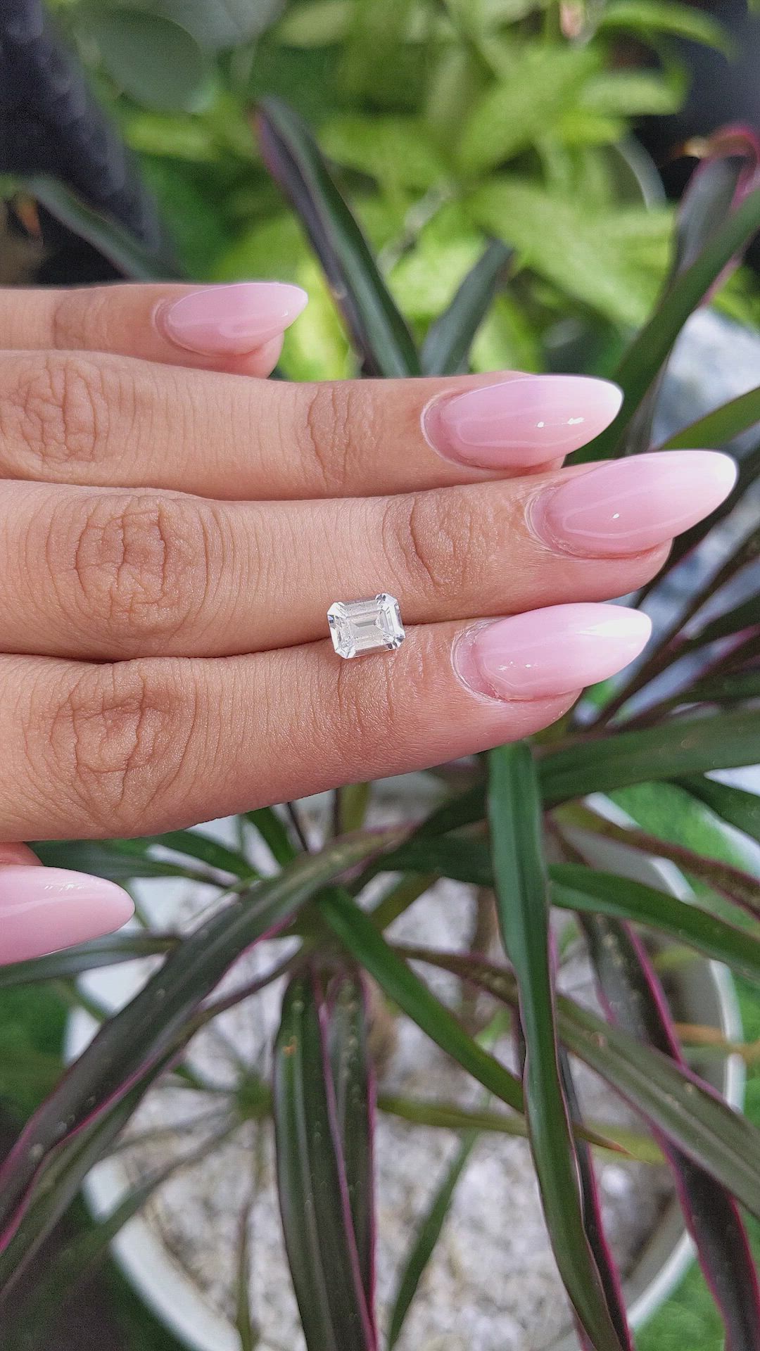 1.48 Ct. White Sapphire from Ceylon (Sri Lanka) Size Video