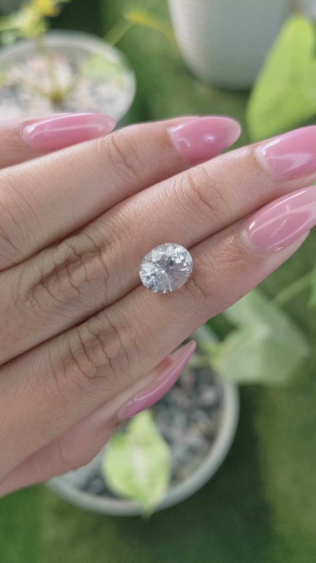 3.52 Ct. Greyish Blue Sapphire from Ceylon (Sri Lanka) Size Video