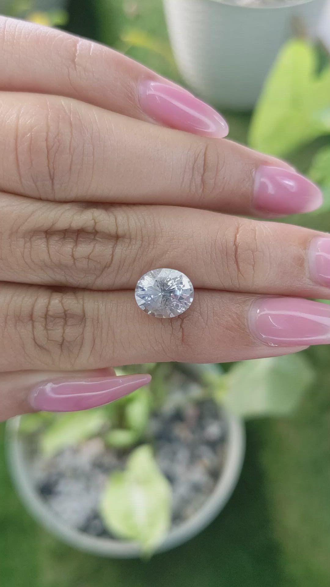 3.52 Ct. Greyish Blue Sapphire from Ceylon (Sri Lanka) Size Video