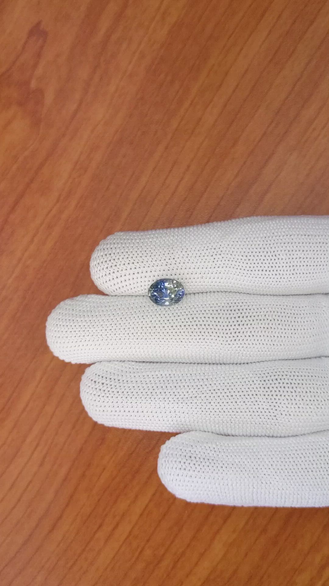 2.45 Ct. Bi Color Sapphire from Ceylon (Sri Lanka) Size Video