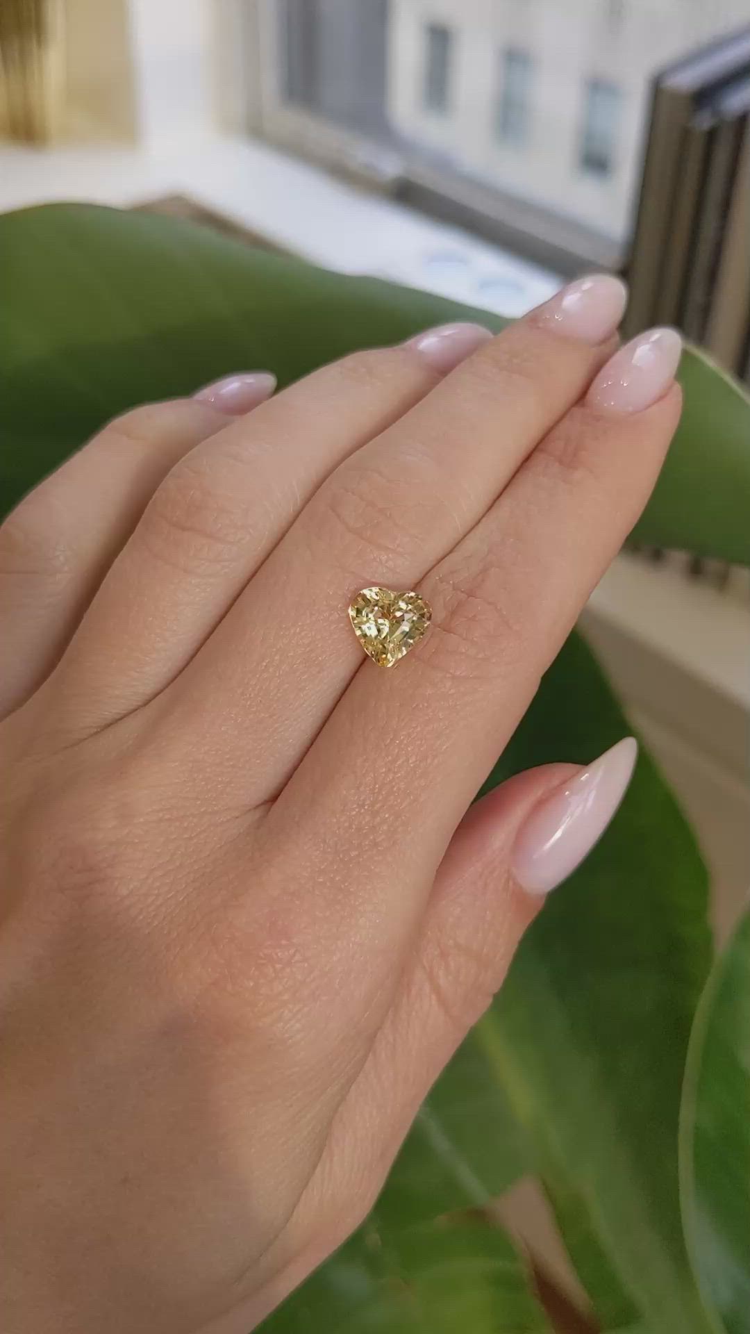 2.21 Ct. Orangish Yellow Sapphire from Ceylon (Sri Lanka) Size Video