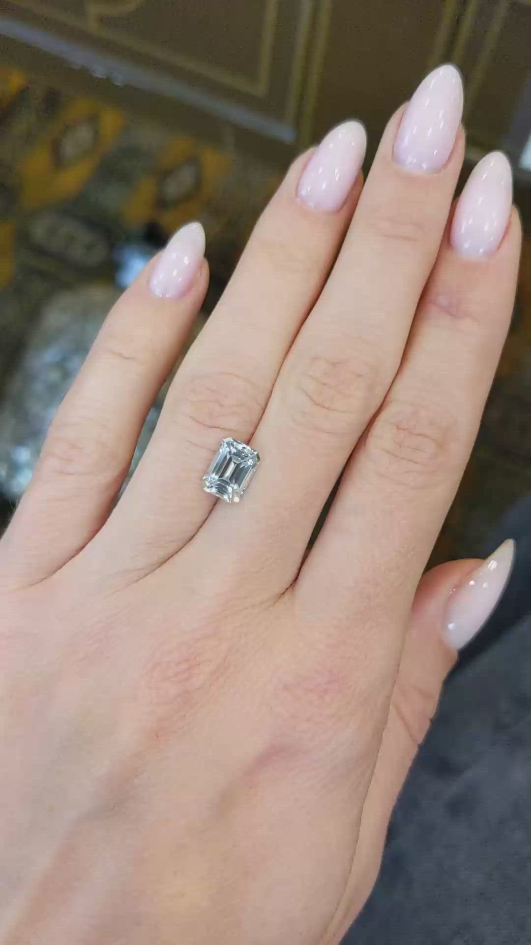 2.50 Ct. White Sapphire from Ceylon (Sri Lanka) Size Video