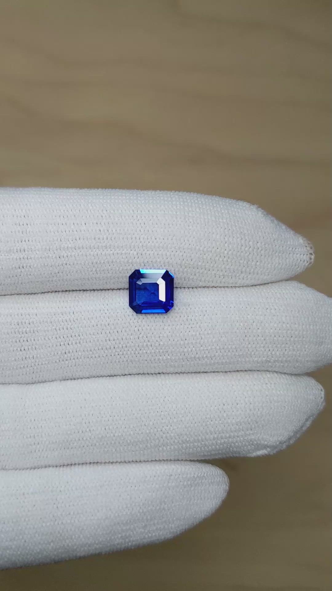 2.01 Ct. Purplish Blue Sapphire from Ceylon (Sri Lanka) Size Video
