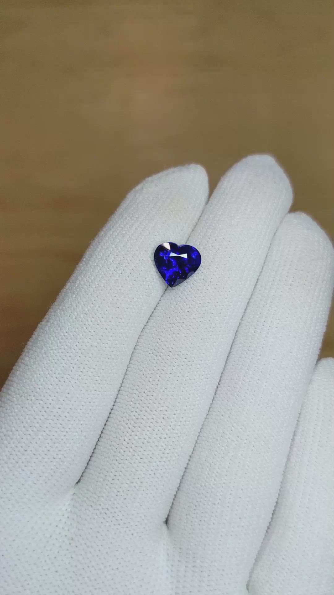 2.53 Ct. Blue Sapphire from Ceylon (Sri Lanka) Size Video