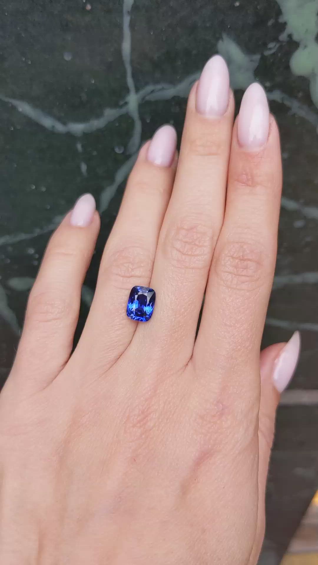 3.19 Ct. Blue Sapphire from Ceylon (Sri Lanka) Size Video