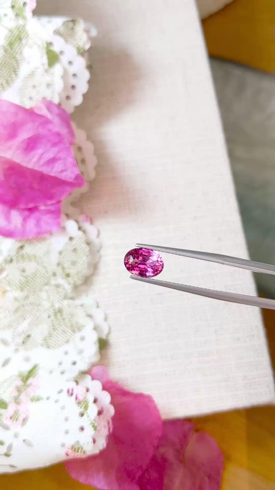 2.20 Ct. Reddish Pink Sapphire from Ceylon (Sri Lanka) Size Video