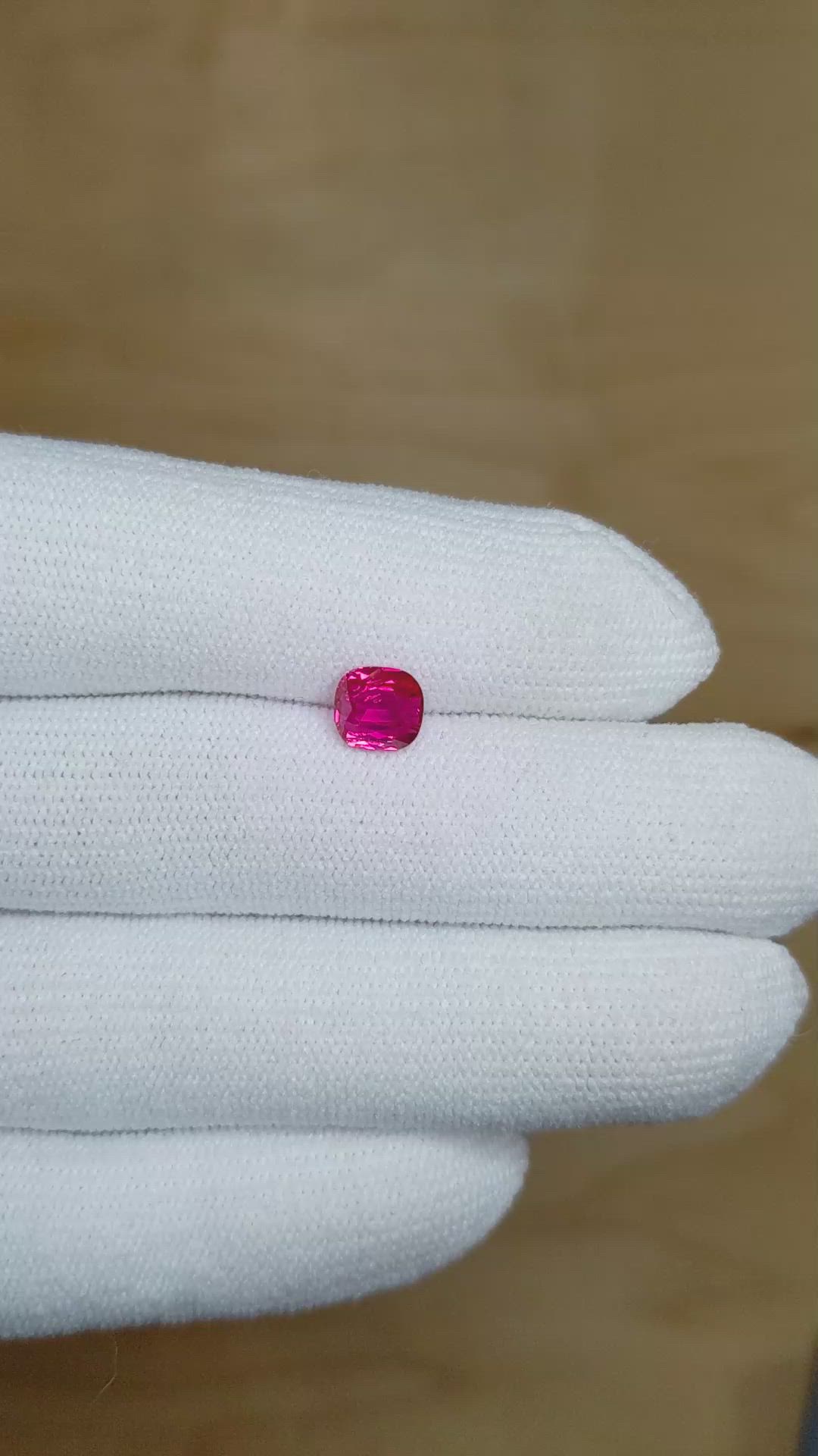 1.55 Ct. Pink Sapphire from Burma (Myanmar) Size Video