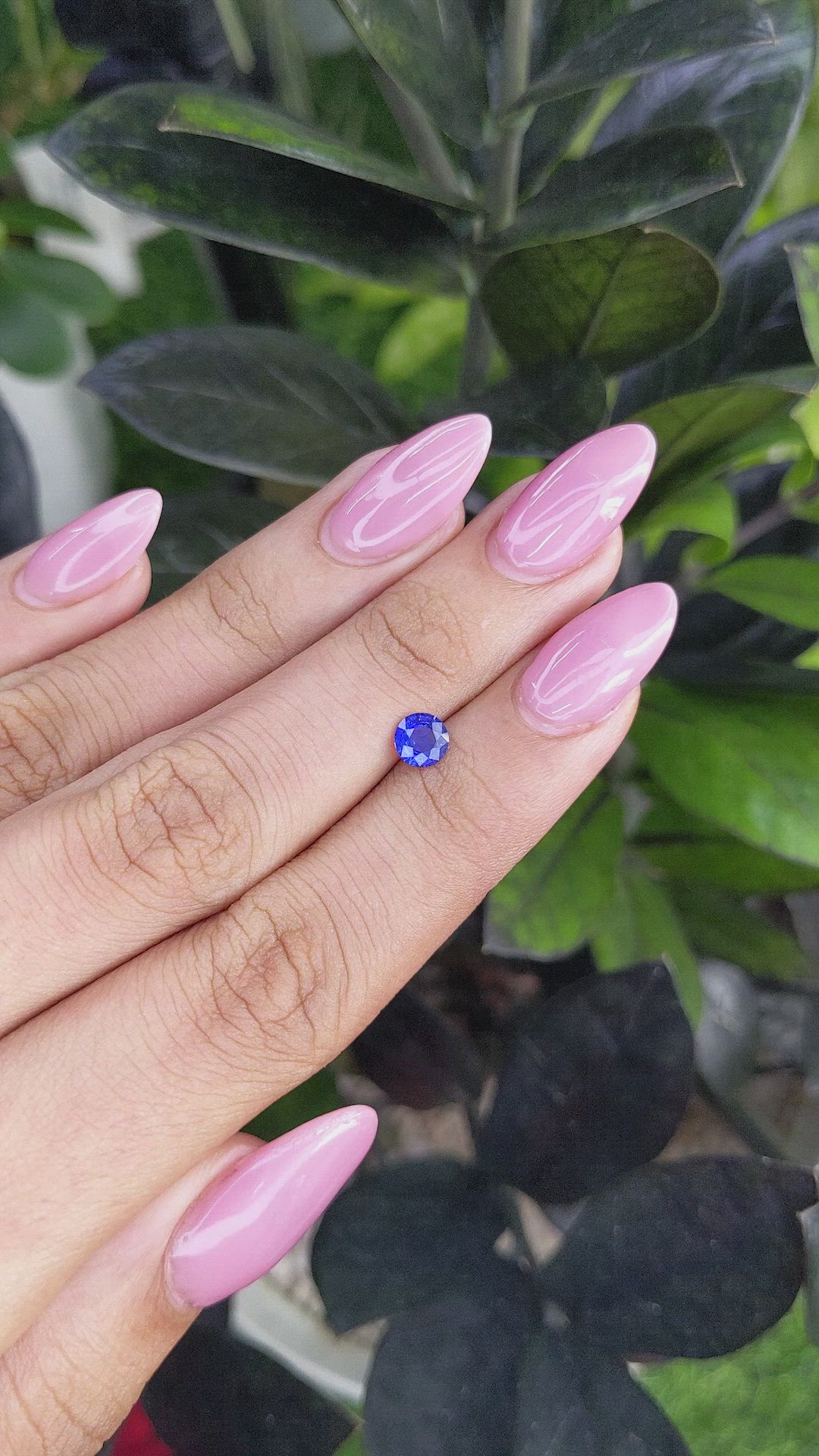 0.69 Ct. Color Change Sapphire from Ceylon (Sri Lanka) Size Video