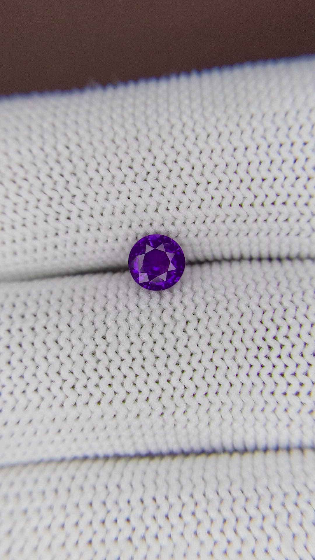 0.69 Ct. Color Change Sapphire from Ceylon (Sri Lanka) Size Video