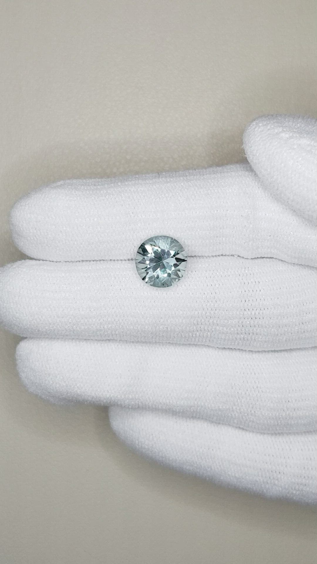 2.86 Ct. Bluish Green Sapphire from Ceylon (Sri Lanka) Size Video