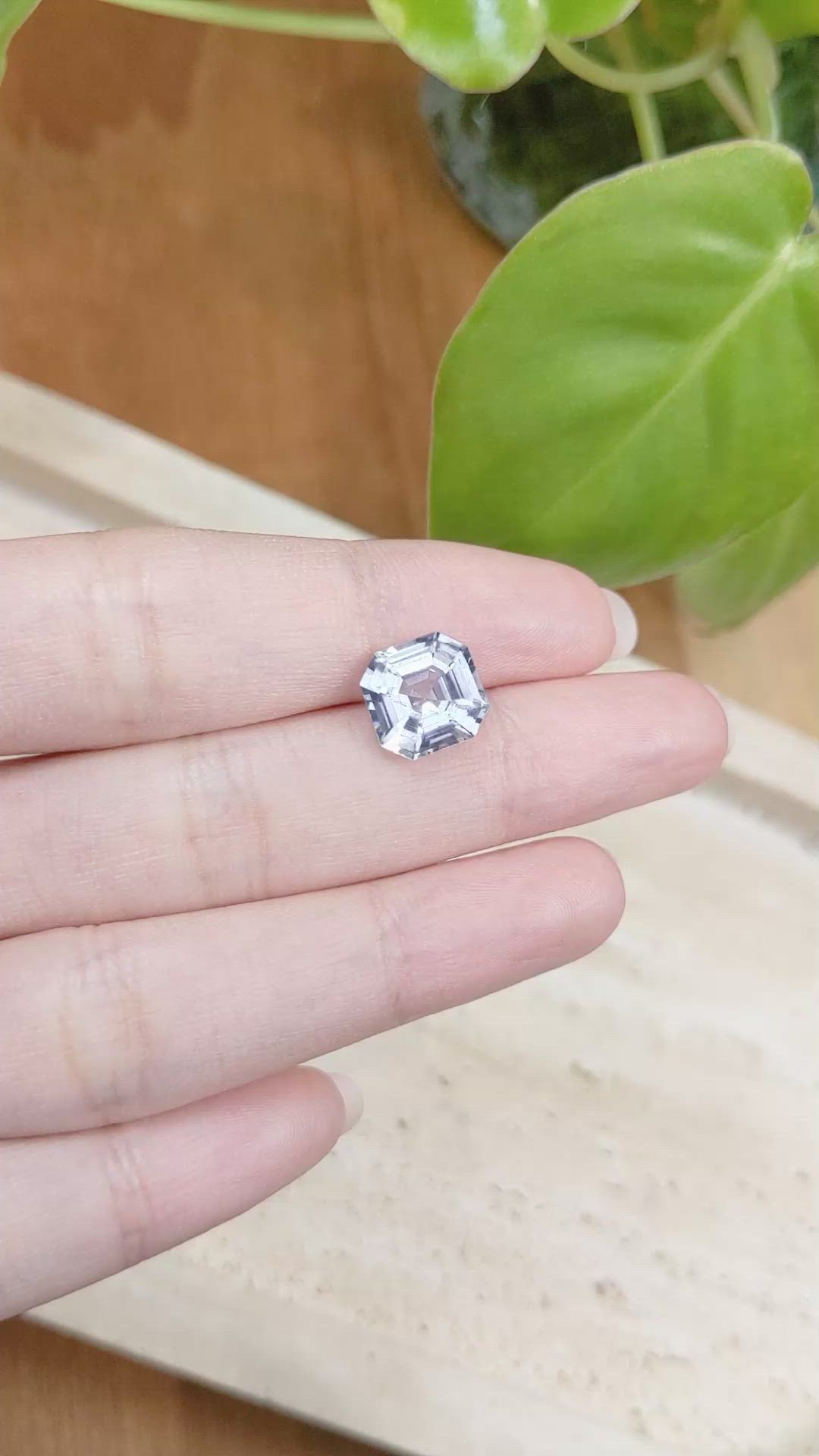 4.80 Ct. Blue Sapphire from Ceylon (Sri Lanka) Size Video