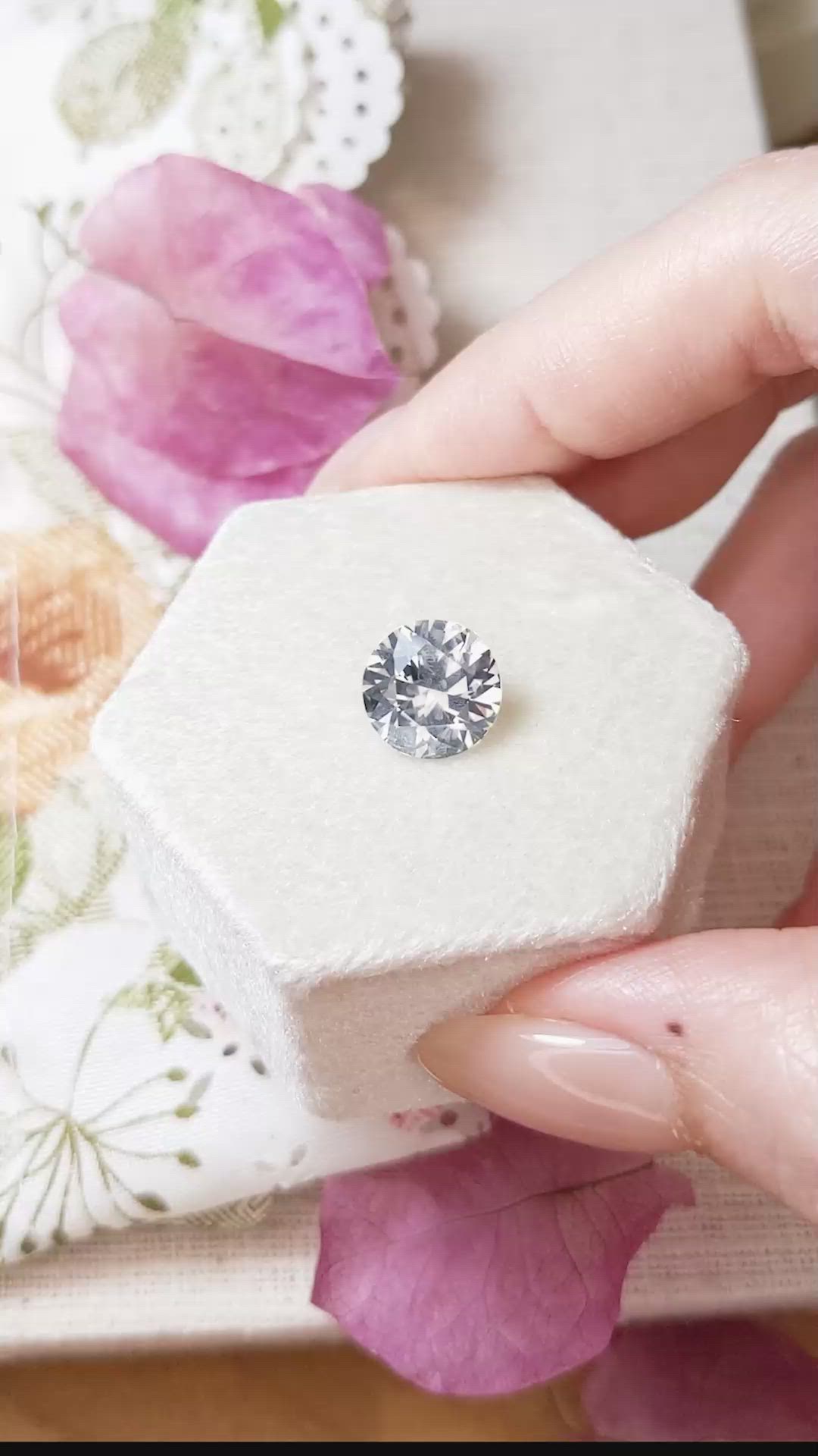 4.89 Ct. Blue Sapphire from Ceylon (Sri Lanka) Size Video