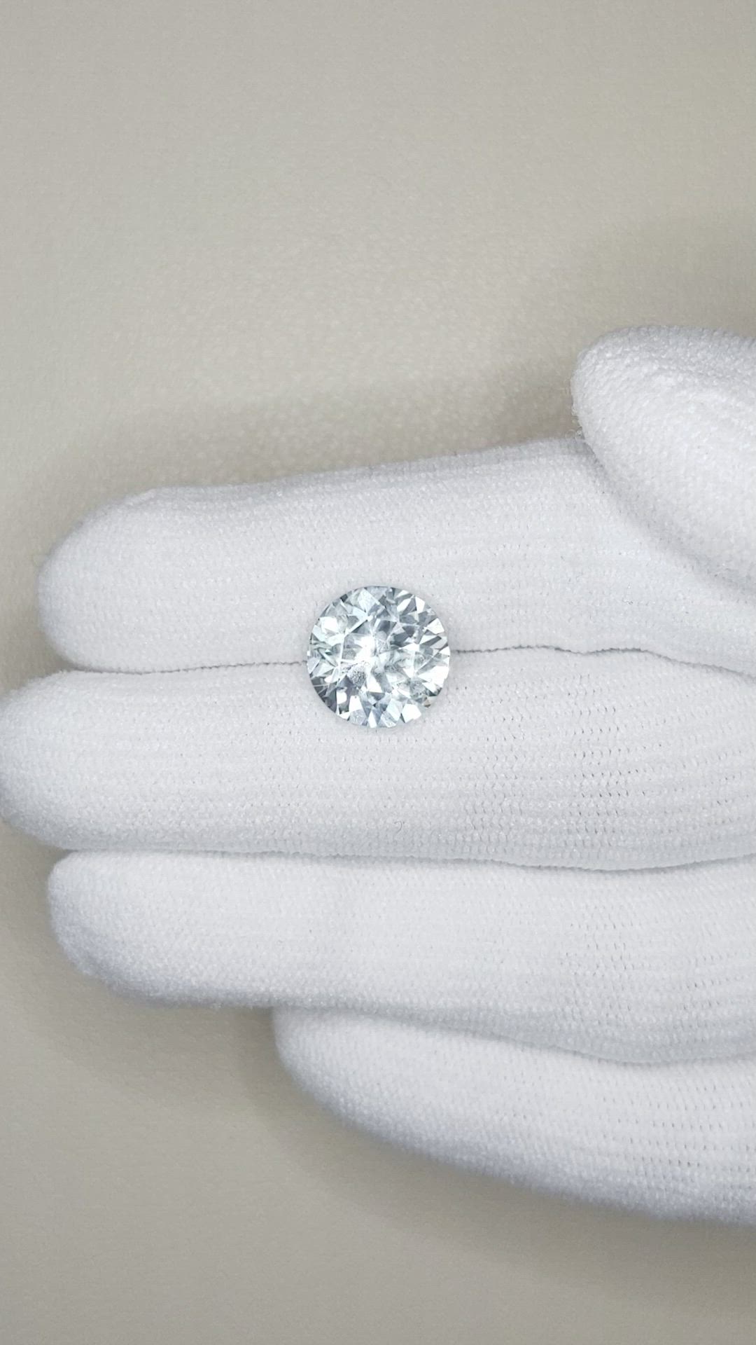 4.89 Ct. Blue Sapphire from Ceylon (Sri Lanka) Size Video