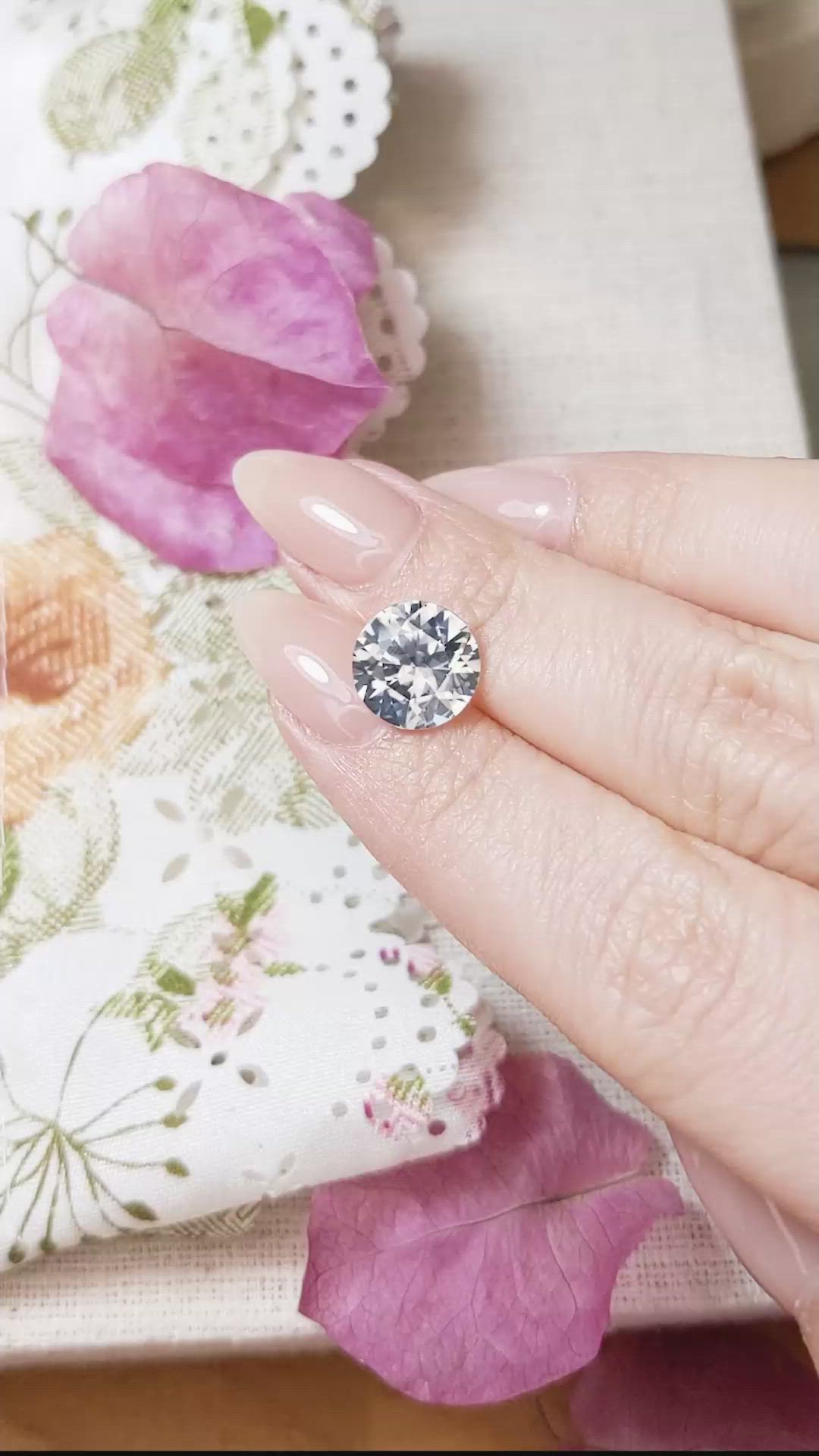 4.89 Ct. Blue Sapphire from Ceylon (Sri Lanka) Size Video