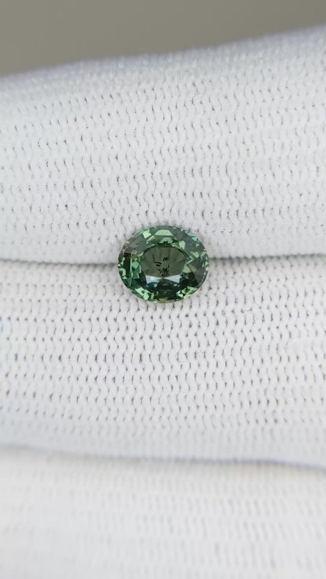 1.56 Ct. Green Sapphire from Ceylon (Sri Lanka) Size Video