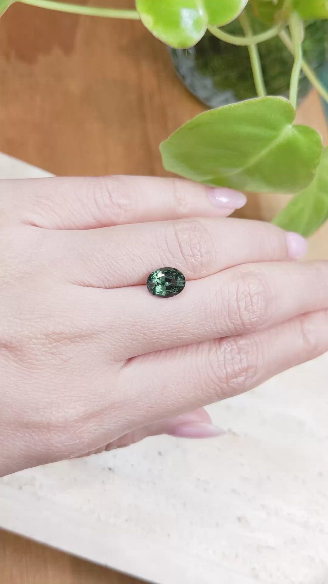 2.54 Ct. Green Sapphire from Ceylon (Sri Lanka) Size Video