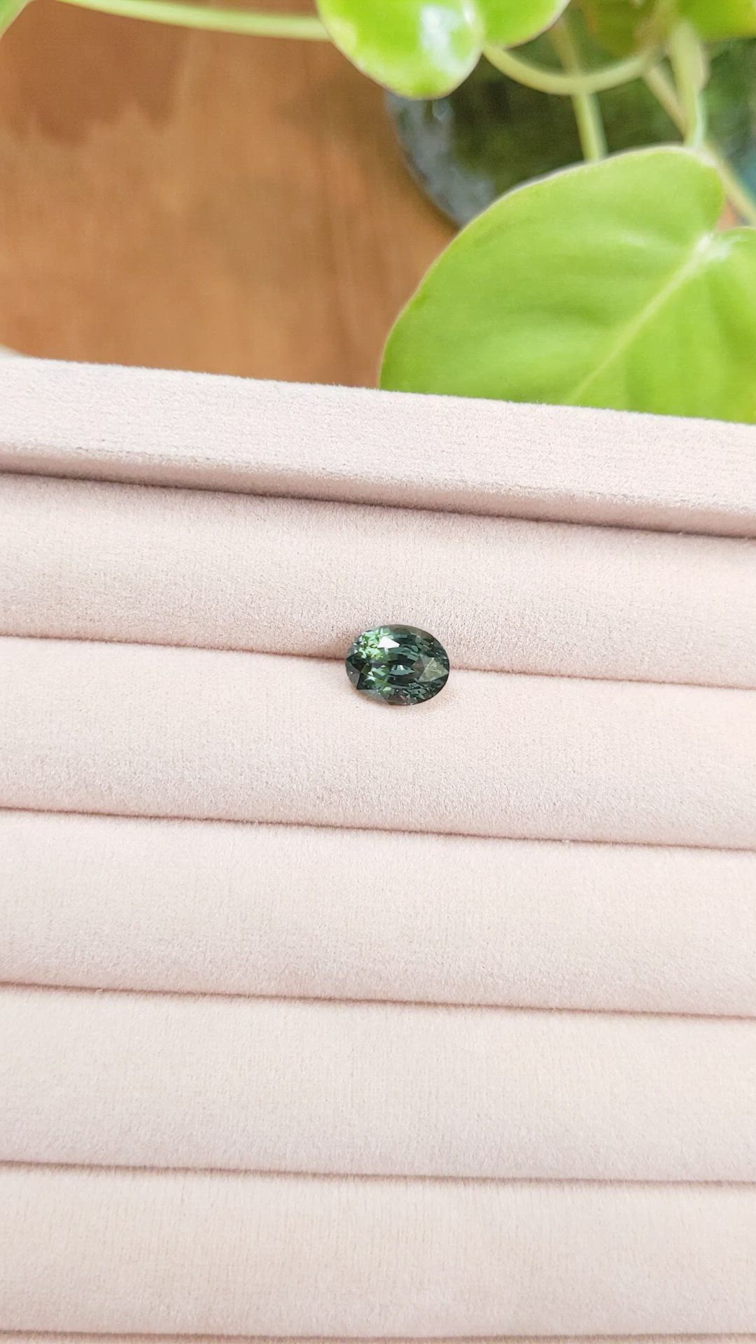 2.54 Ct. Green Sapphire from Ceylon (Sri Lanka) Size Video