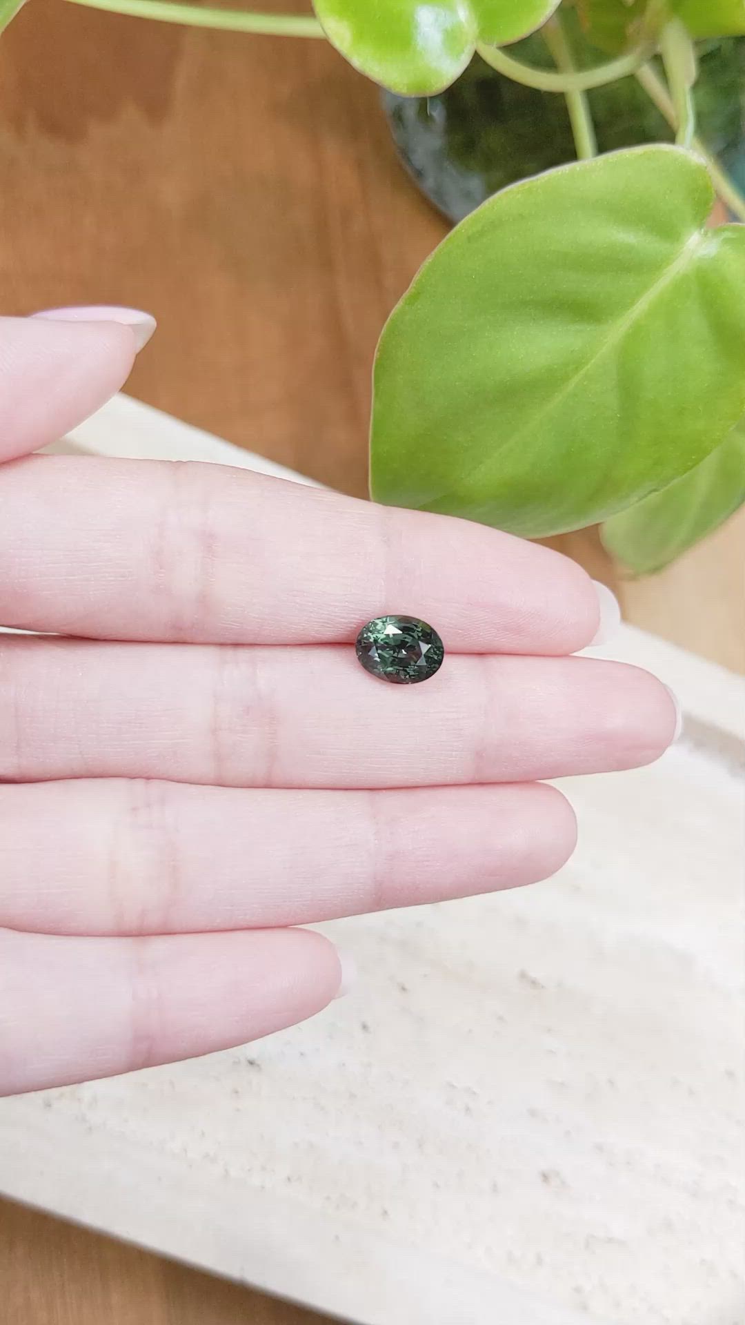 2.54 Ct. Green Sapphire from Ceylon (Sri Lanka) Size Video