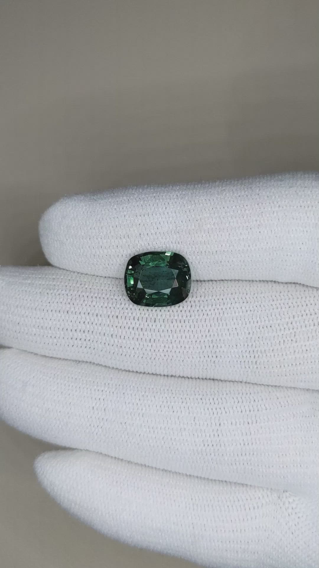 5.38 Ct. Color Change Sapphire from Ceylon (Sri Lanka) Size Video