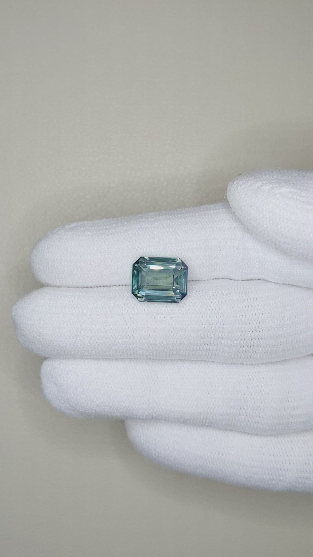 5.60 Ct. Greenish Blue Sapphire from Ceylon (Sri Lanka) Size Video