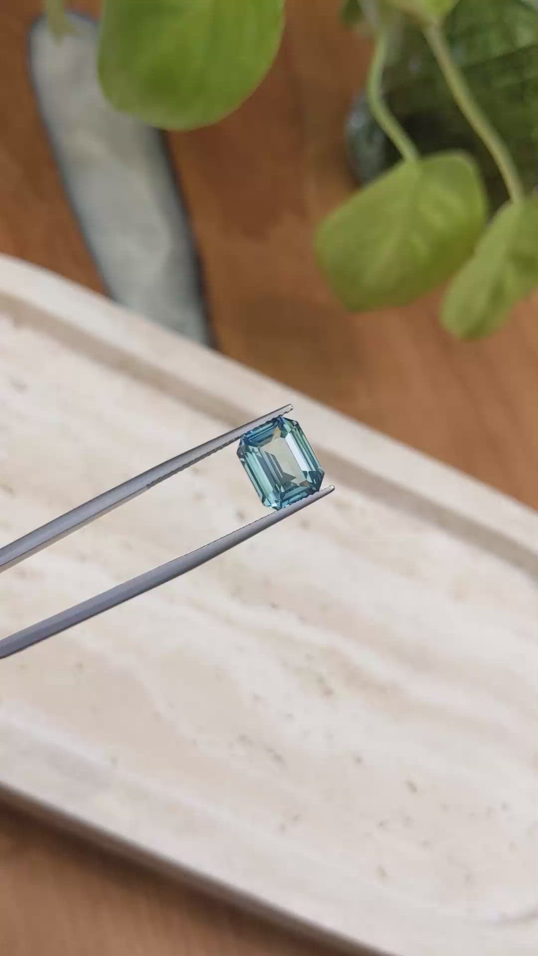 5.60 Ct. Greenish Blue Sapphire from Ceylon (Sri Lanka) Size Video