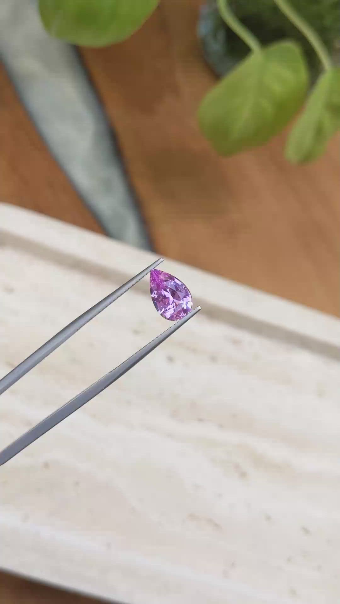 2.59 Ct. Pink Sapphire from Ceylon (Sri Lanka) Size Video