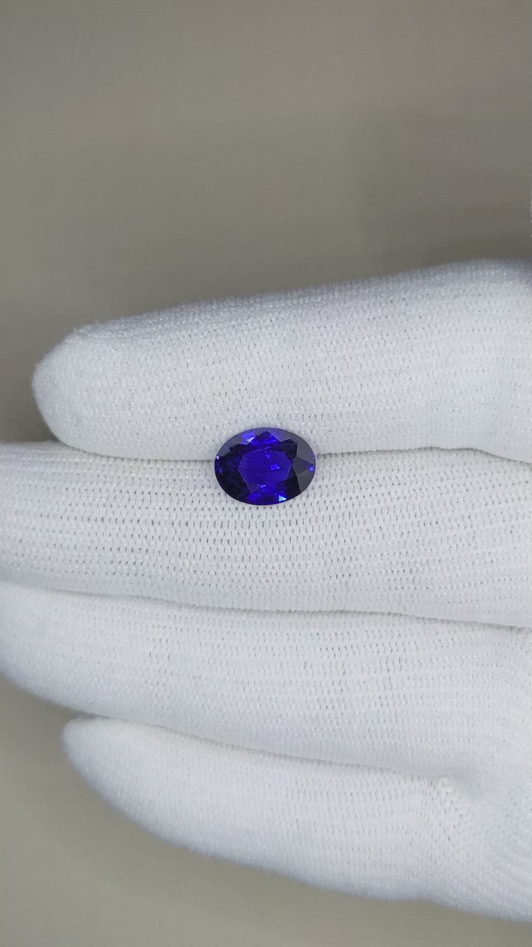 3.08 Ct. Blue Sapphire from Ceylon (Sri Lanka) Size Video