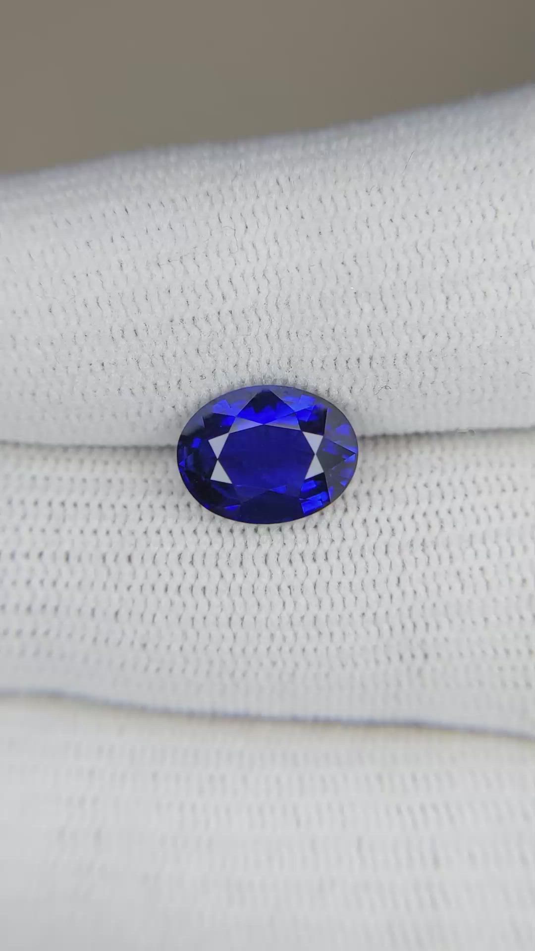 3.08 Ct. Blue Sapphire from Ceylon (Sri Lanka) Size Video