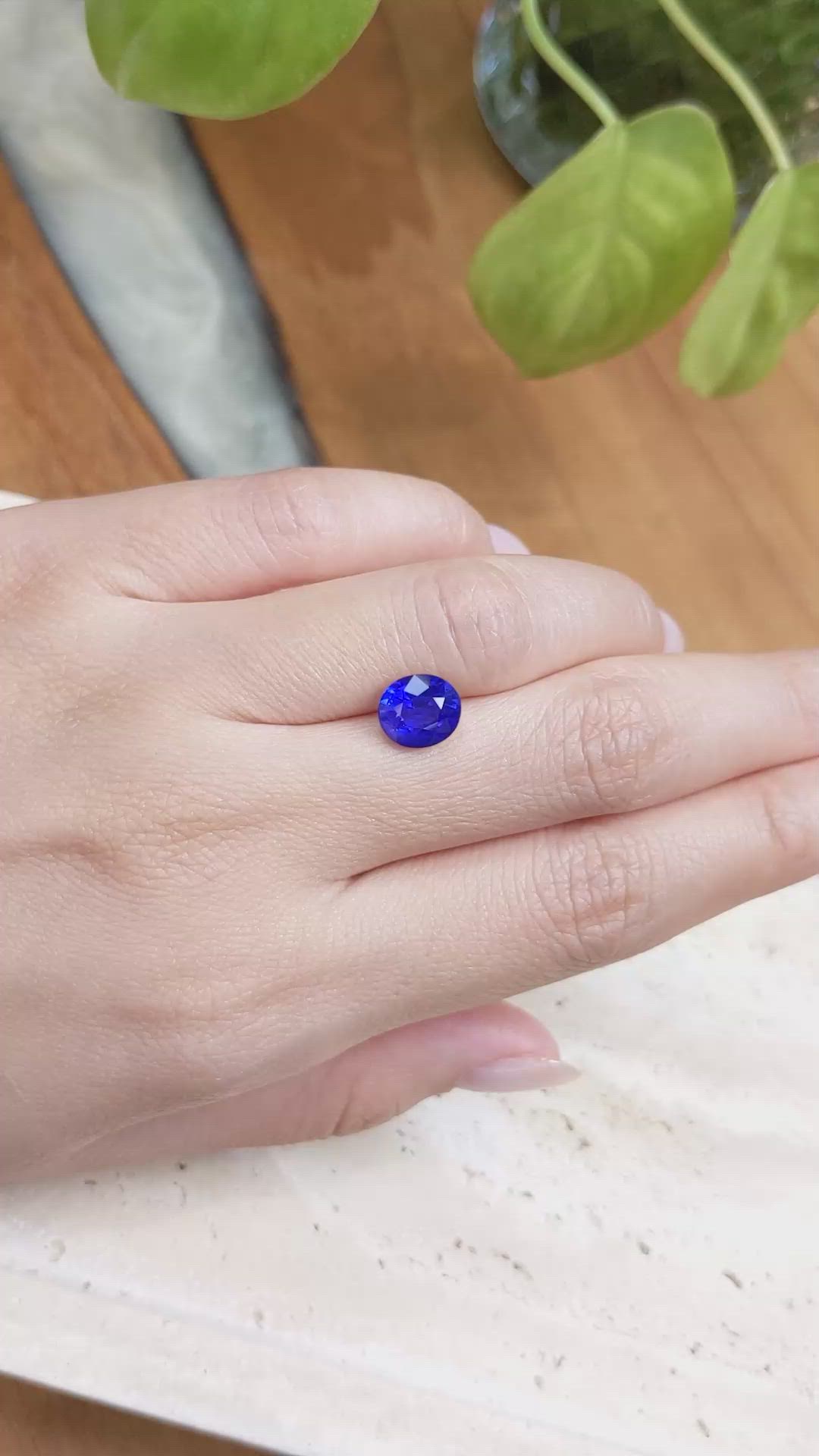 3.23 Ct. Blue Sapphire from Ceylon (Sri Lanka) Size Video