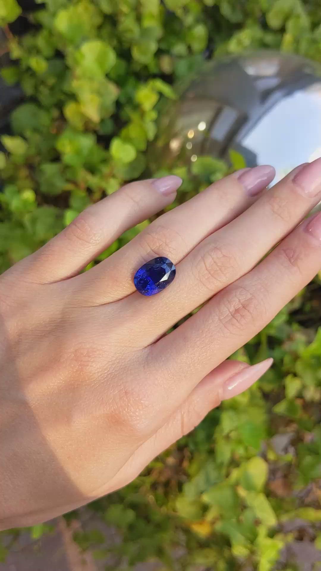 8.20 Ct. Blue Sapphire from Ceylon (Sri Lanka) Size Video