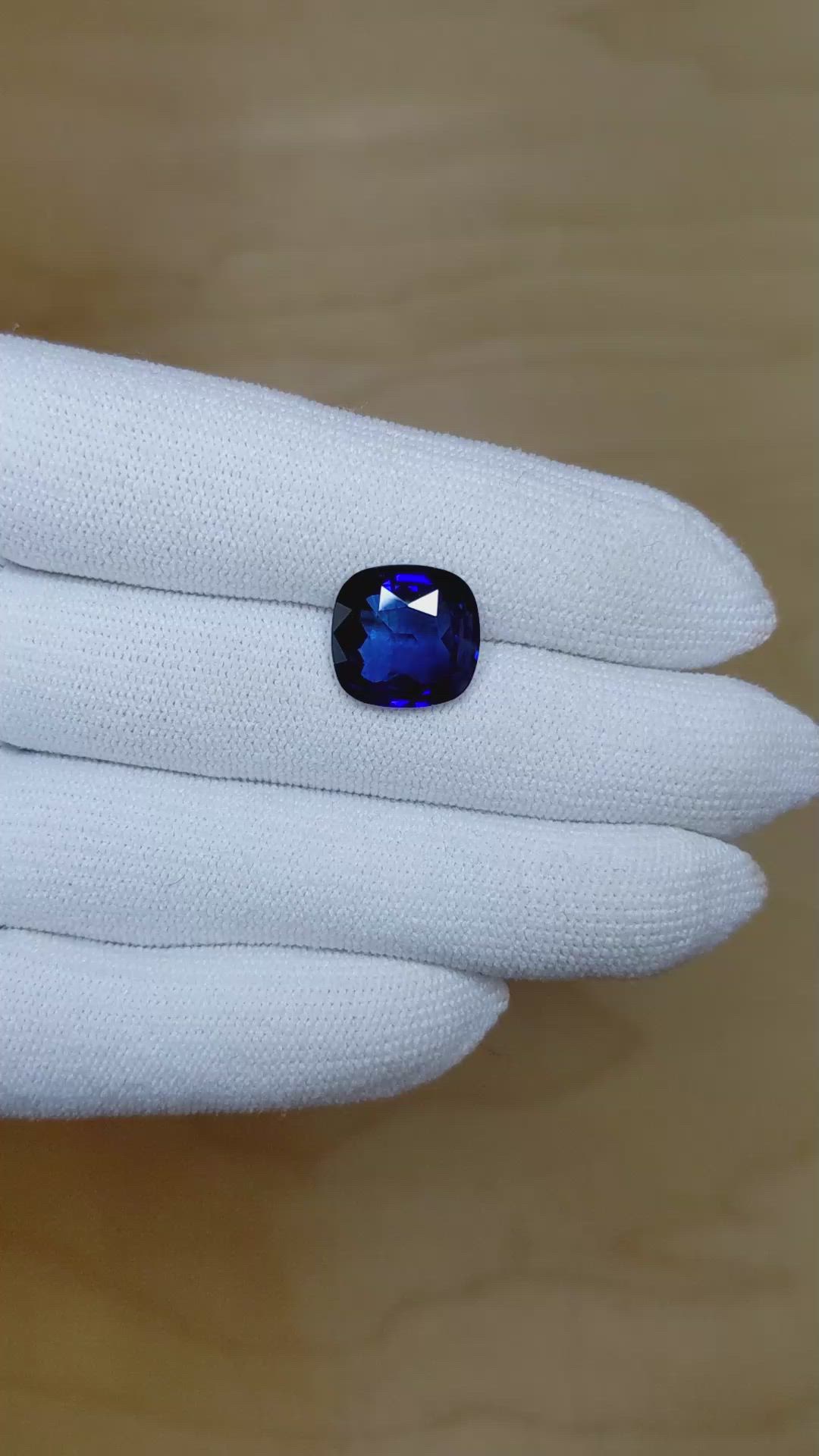7.12 Ct. Blue Sapphire from Madagascar Size Video