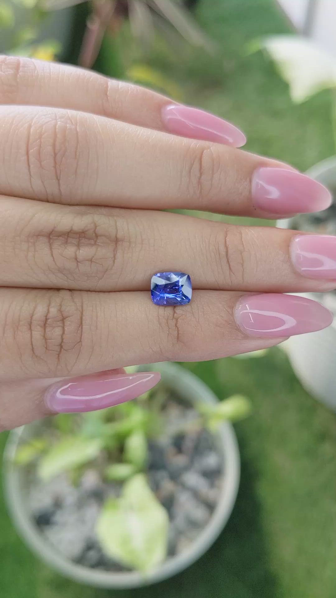 1.50 Ct. Blue Sapphire from Ceylon (Sri Lanka) Size Video