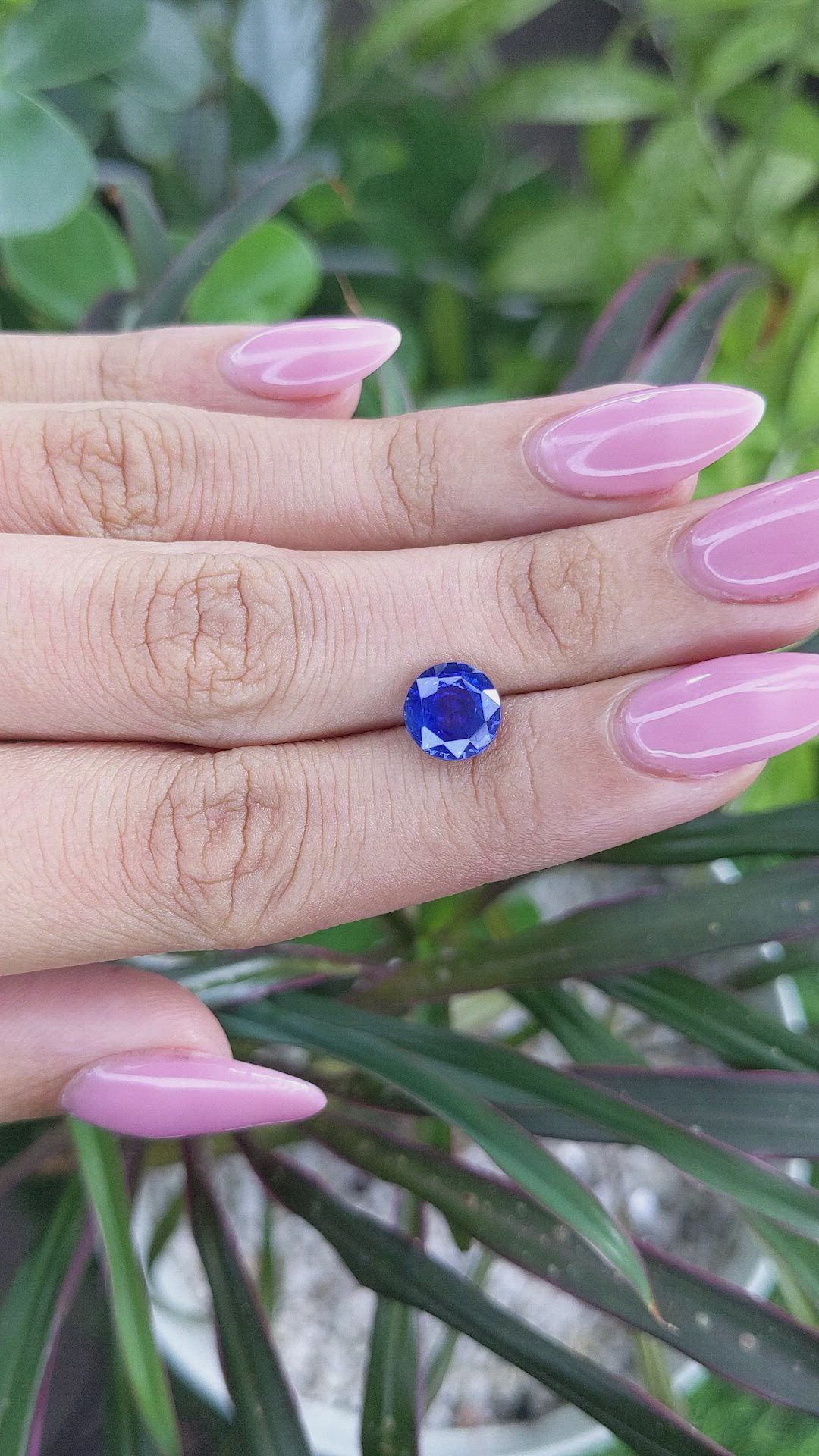 2.55 Ct. Blue Sapphire from Ceylon (Sri Lanka) Size Video
