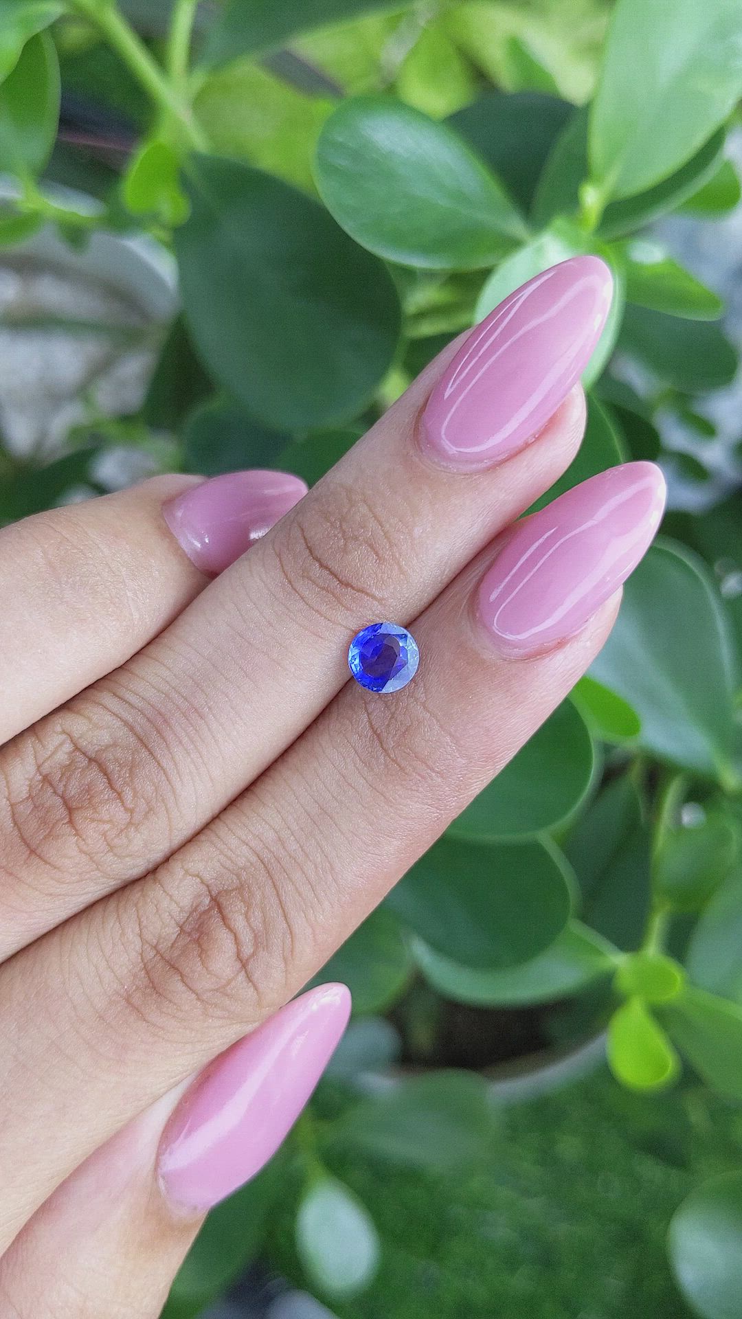 0.90 Ct. Blue Sapphire from Ceylon (Sri Lanka) Size Video