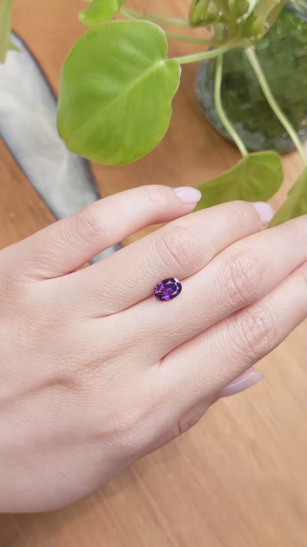 1.40 Ct. Pinkish Purple Sapphire from Ceylon (Sri Lanka) Size Video