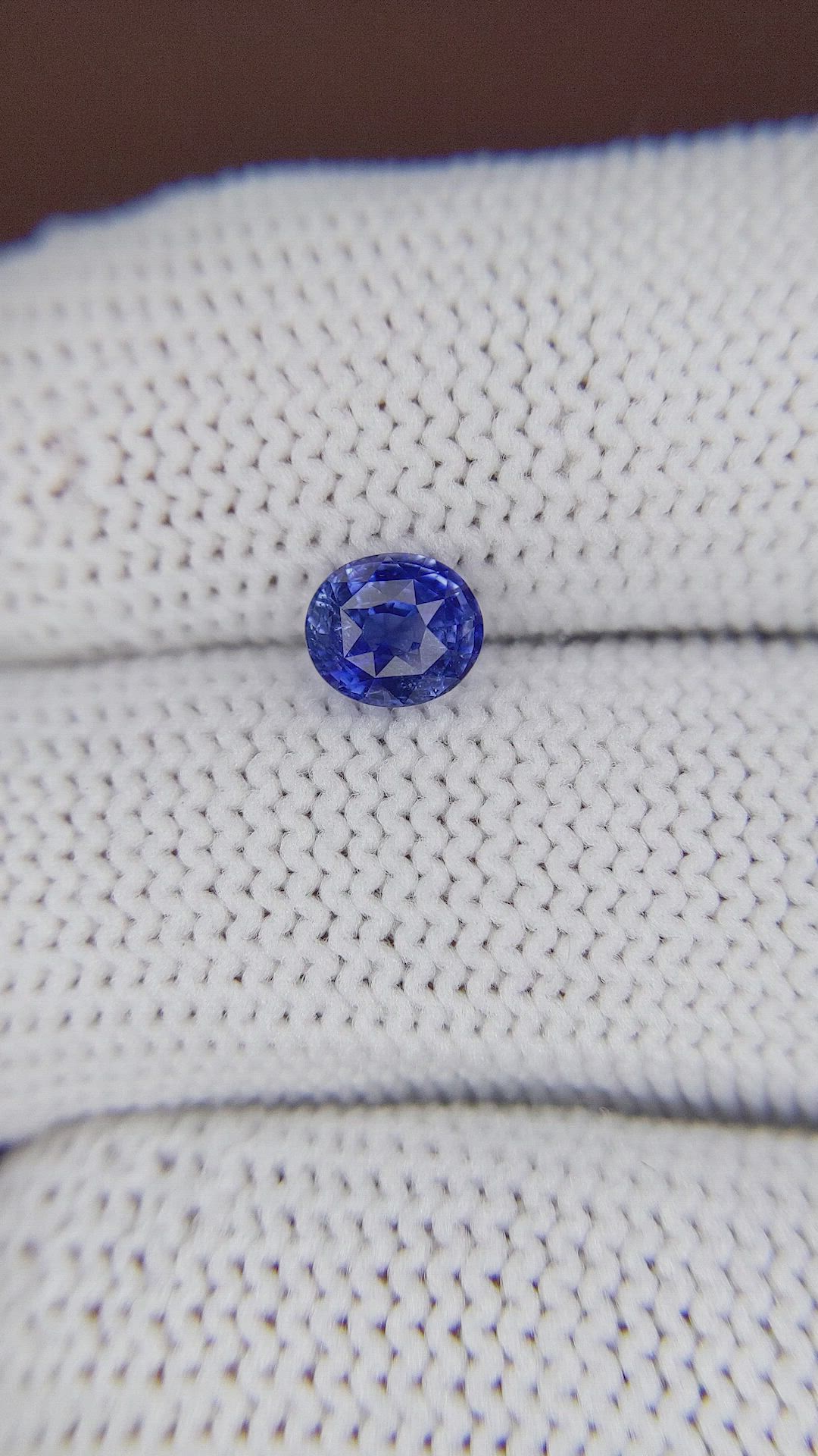 1.06 Ct. Blue Sapphire from Ceylon (Sri Lanka) Size Video