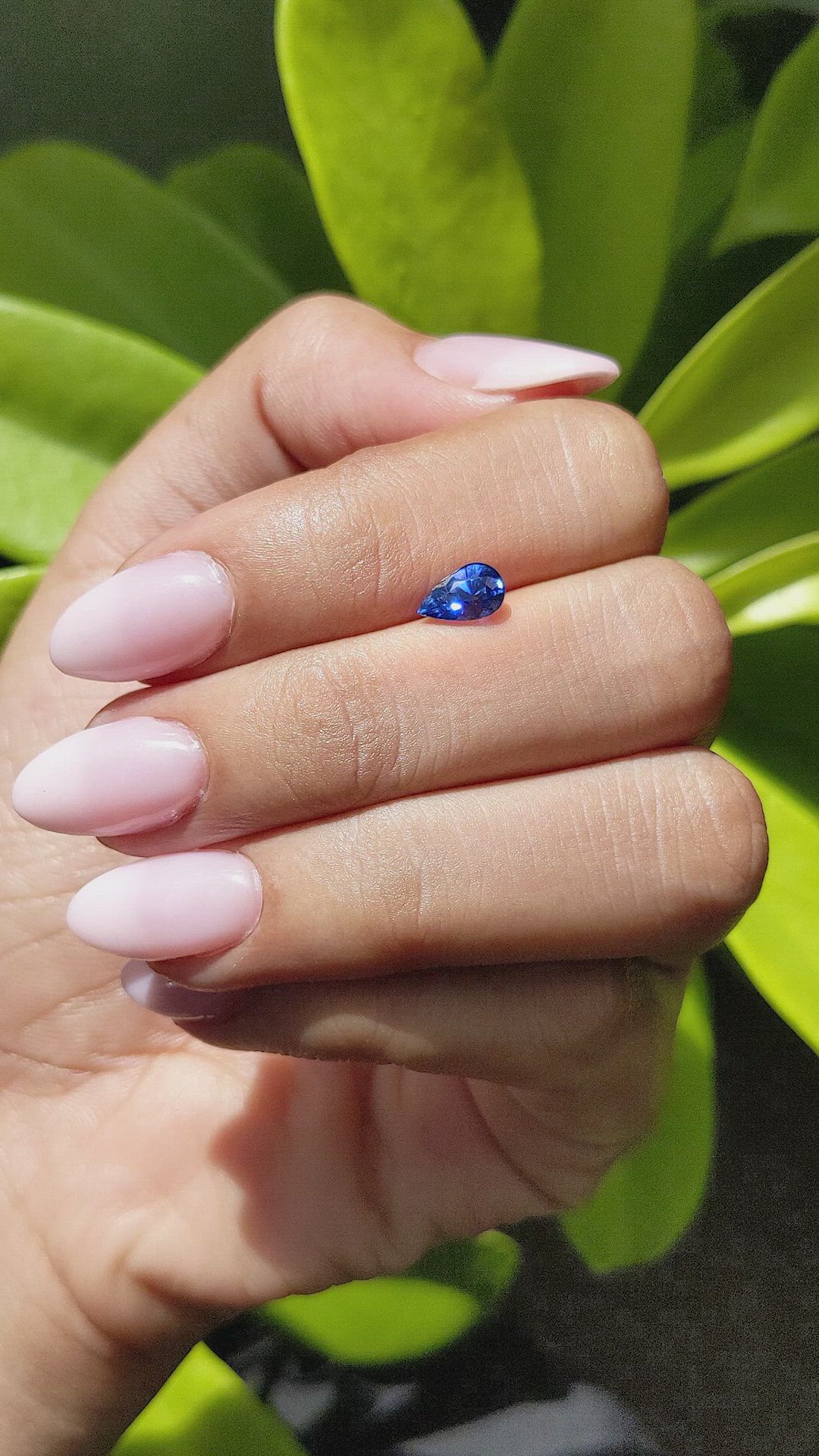 1.04 Ct. Blue Sapphire from Ceylon (Sri Lanka) Size Video