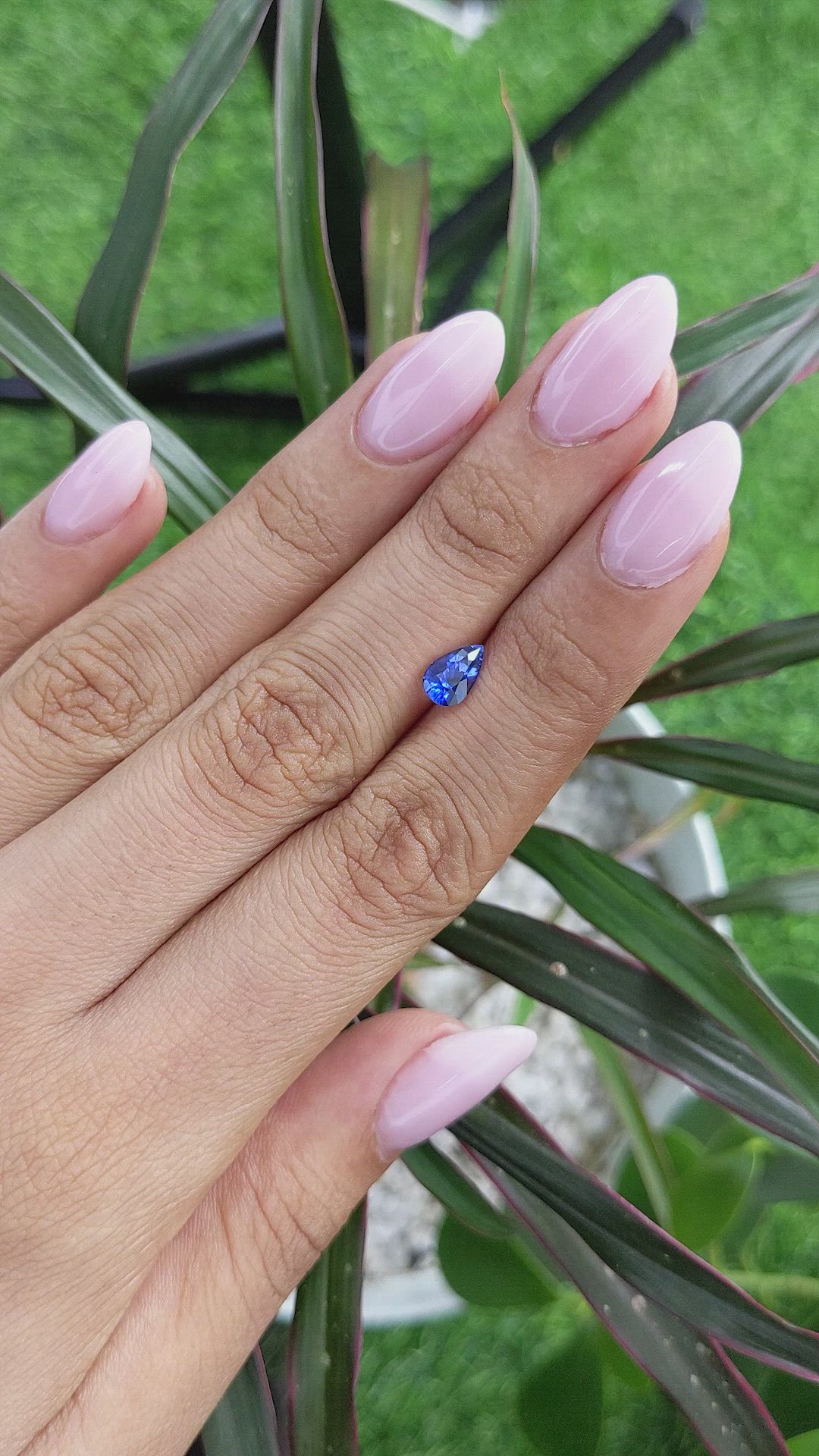1.04 Ct. Blue Sapphire from Ceylon (Sri Lanka) Size Video