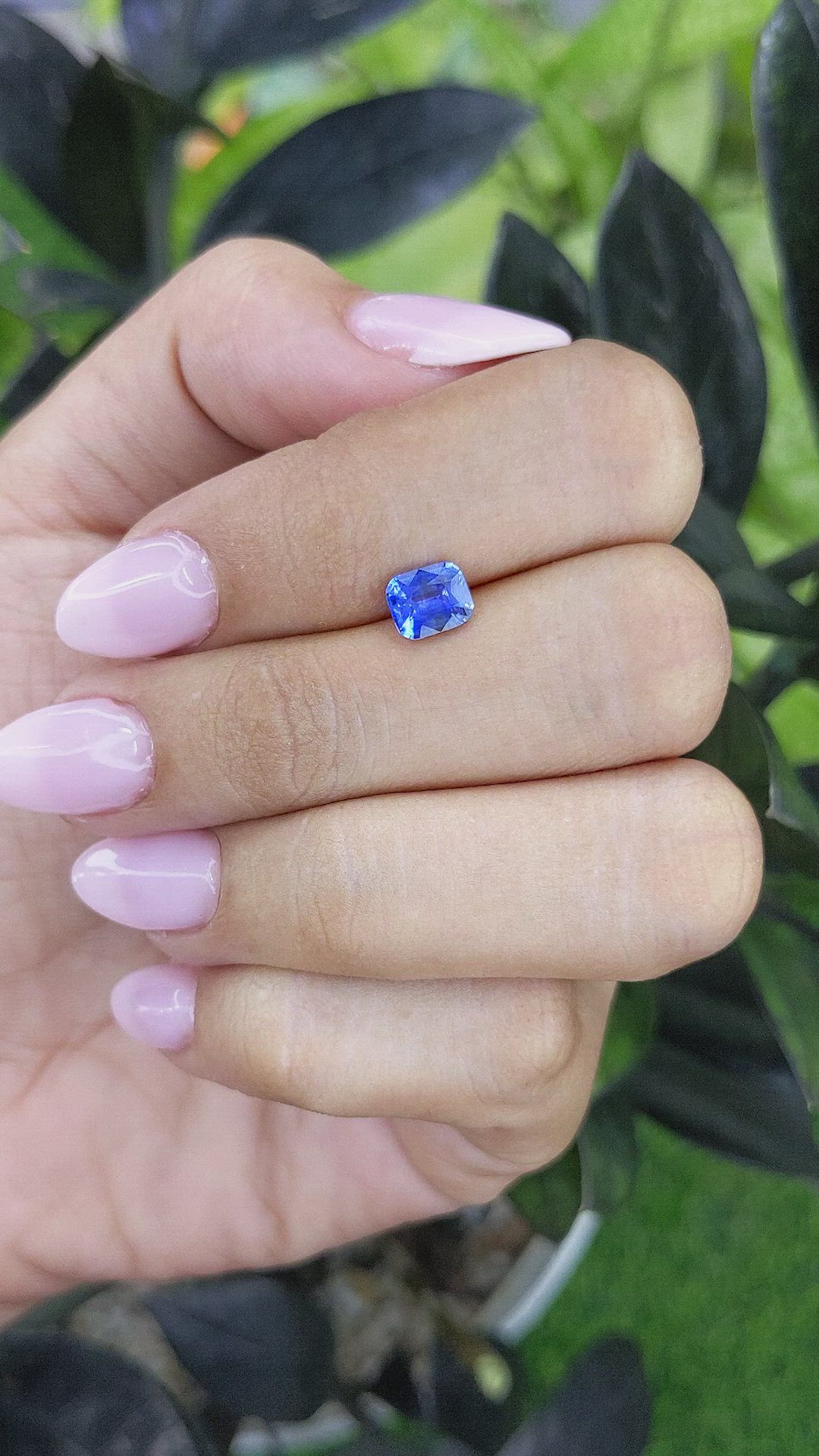 1.04 Ct. Blue Sapphire from Ceylon (Sri Lanka) Size Video