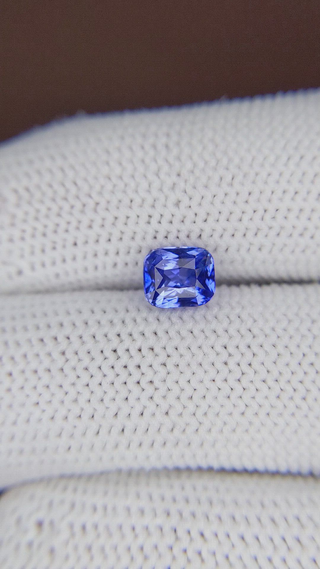 1.50 Ct. Blue Sapphire from Ceylon (Sri Lanka) Size Video